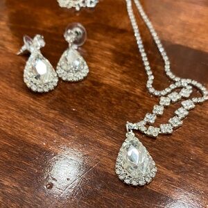 prom ready Silver Necklace and Earring Set
